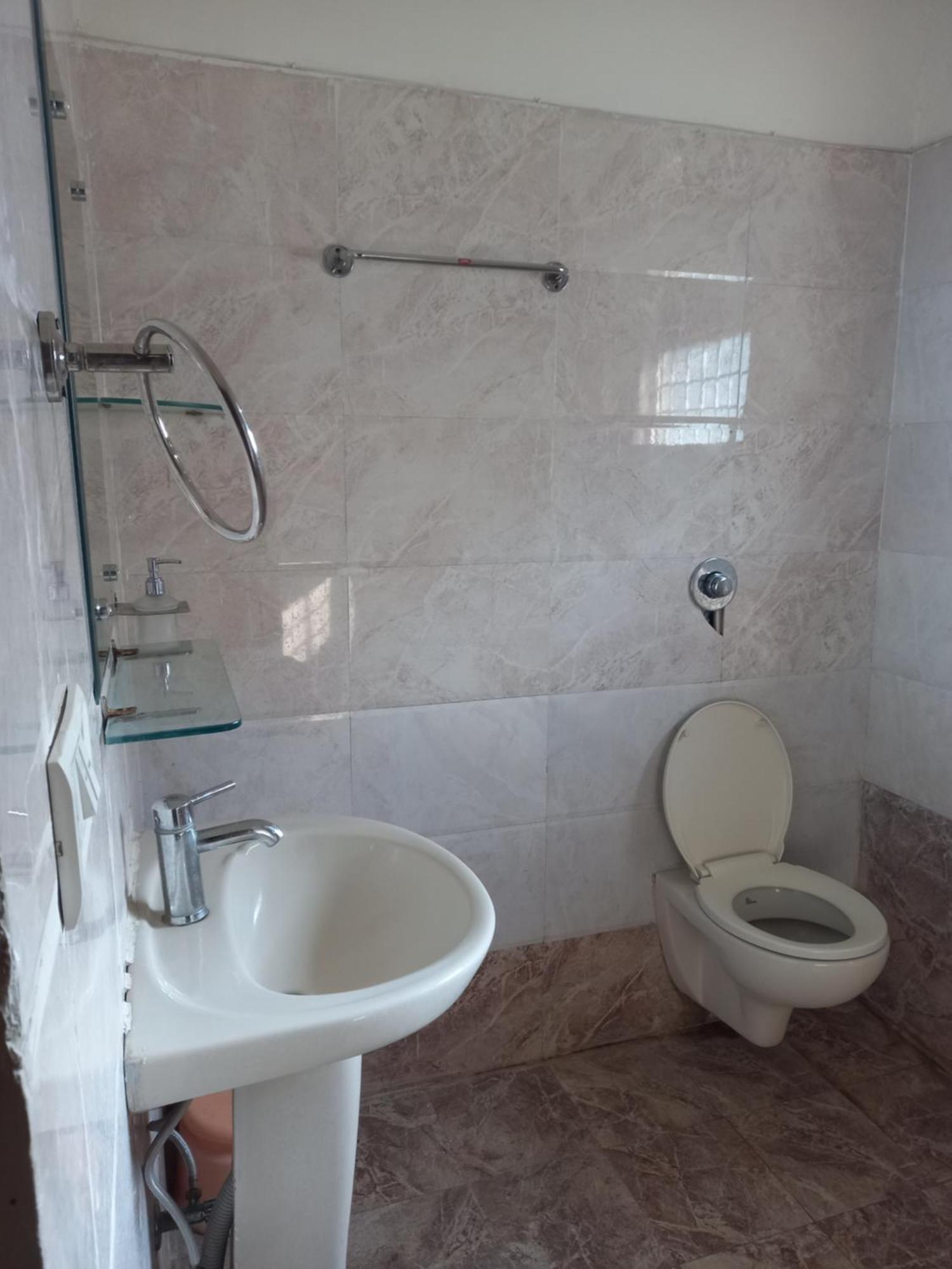 The English Gaon 4 Bhk Bhopal Luaran gambar